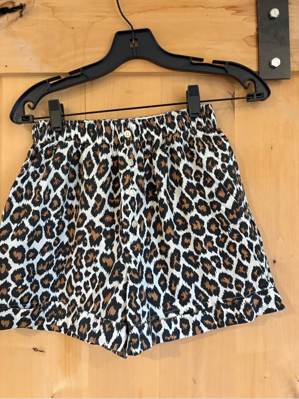 THE Great Leopard Print Elastic-Waist Women's Shorts - with pockets